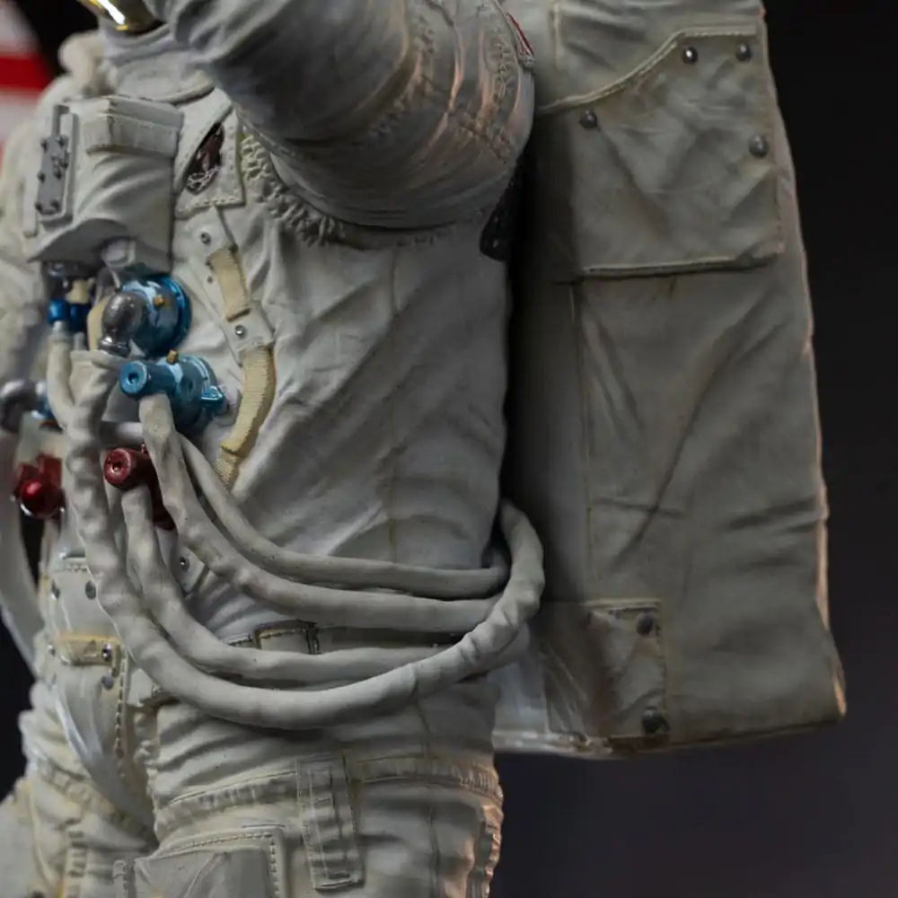 NASA Art Scale Kip 1/10 Apollo 11 Astronaut 23 cm fotografija izdelka