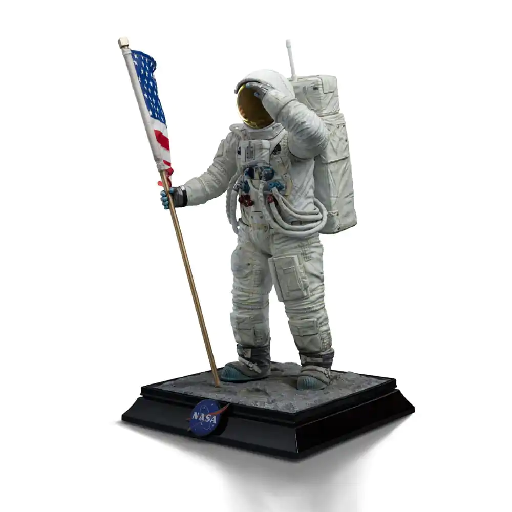 NASA Art Scale Kip 1/10 Apollo 11 Astronaut 23 cm fotografija izdelka