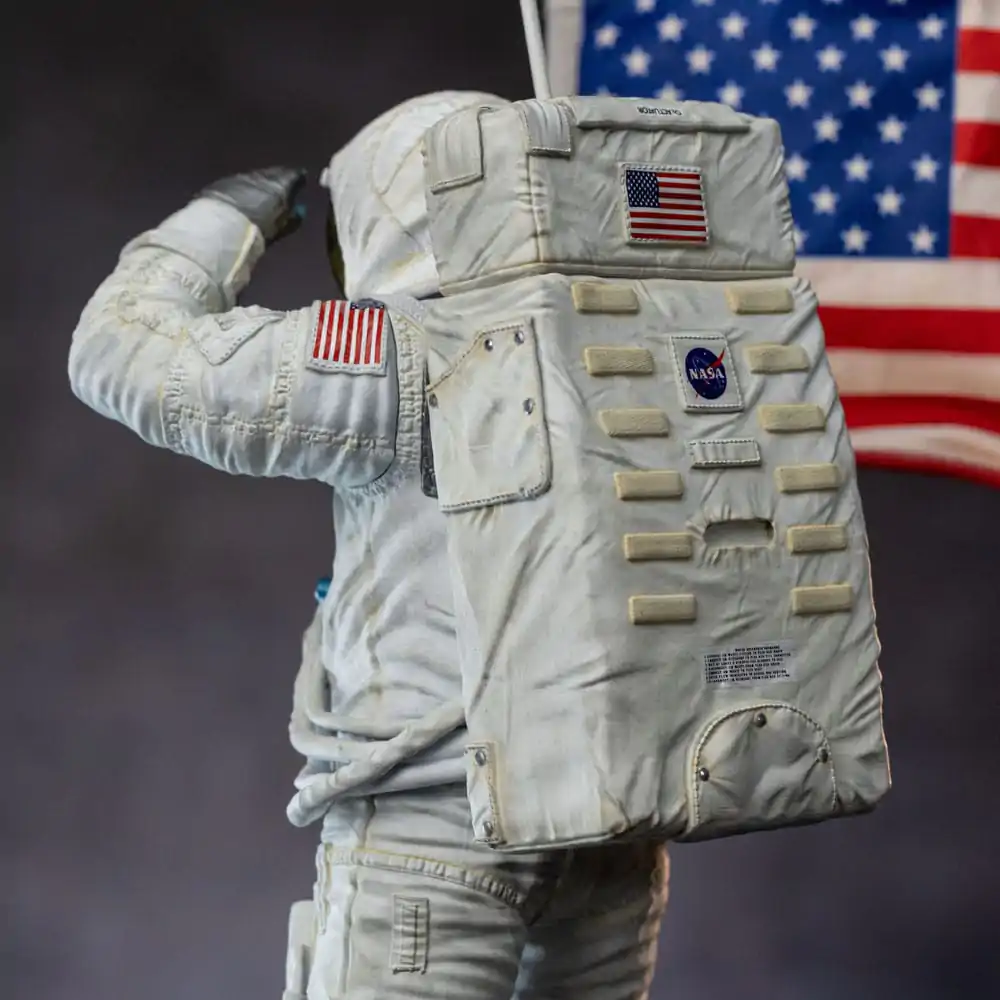 NASA Art Scale Kip 1/10 Apollo 11 Astronaut 23 cm fotografija izdelka