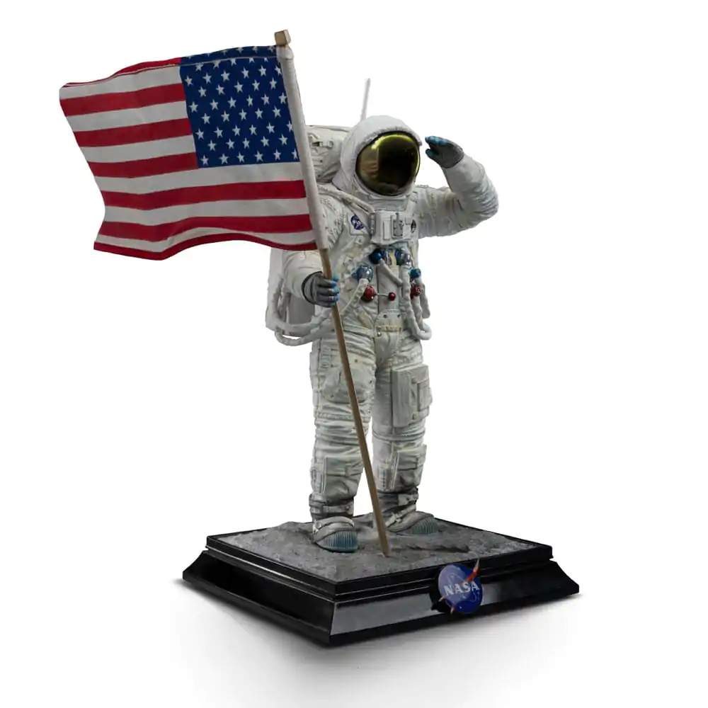 NASA Art Scale Kip 1/10 Apollo 11 Astronaut 23 cm fotografija izdelka