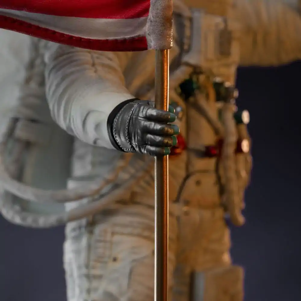 NASA Art Scale Kip 1/10 Apollo 11 Astronaut 23 cm fotografija izdelka