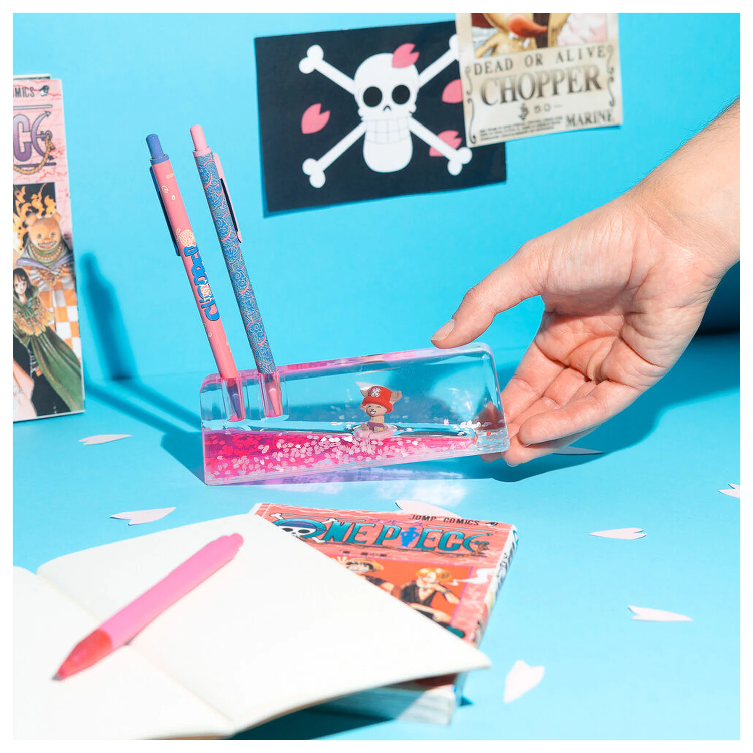 One Piece Chopper set svinčnika, peresa in akrilnega stojala fotografija izdelka