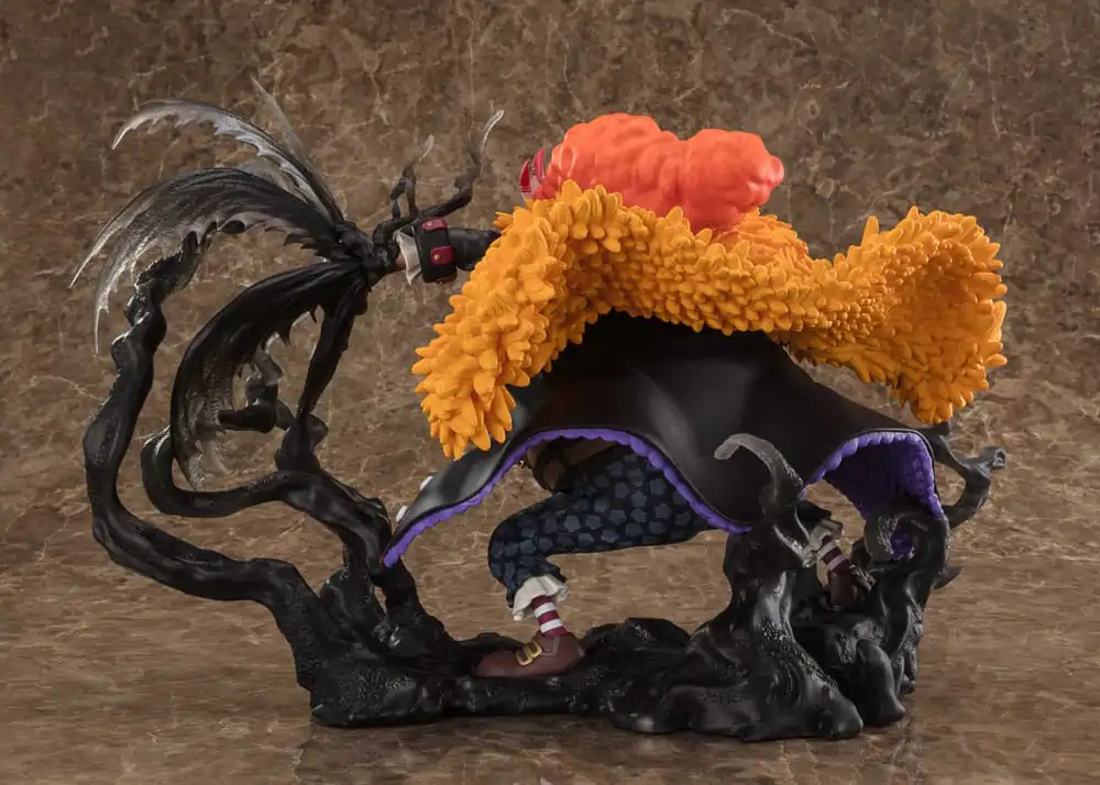 One Piece FiguartsZERO Extra Battle PVC Kip Marshall D. Teach -Kurouzu- 24 cm fotografija izdelka