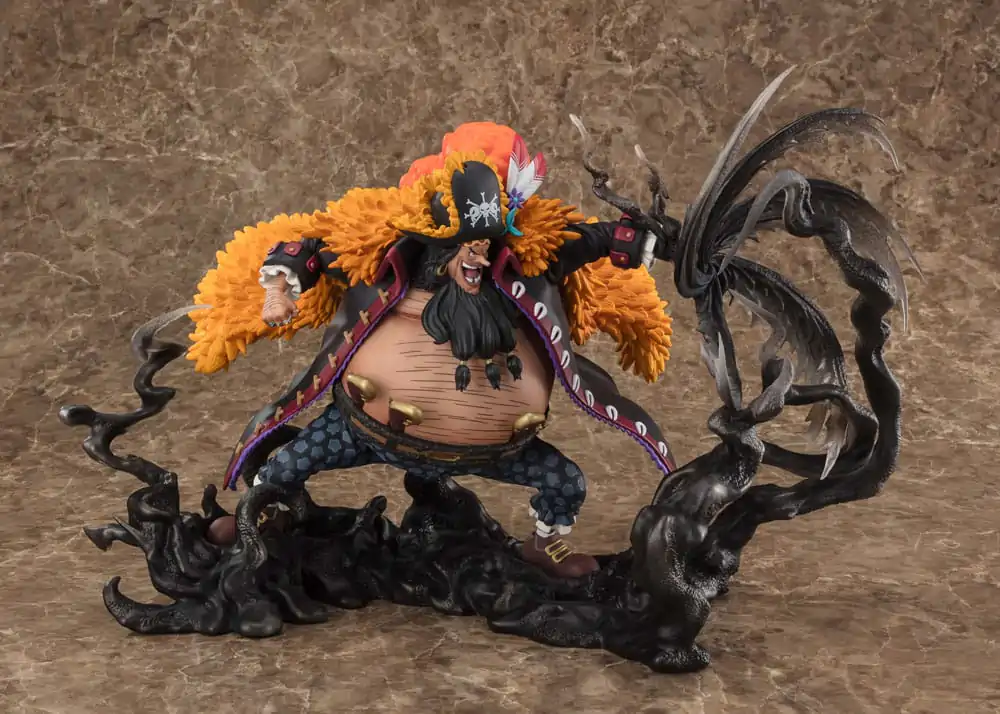 One Piece FiguartsZERO Extra Battle PVC Kip Marshall D. Teach -Kurouzu- 24 cm fotografija izdelka