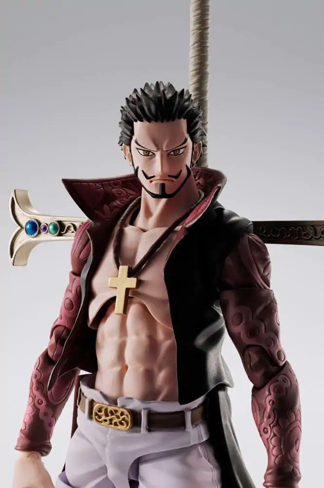 One Piece S.H.Figuarts akcijska figura Dracule Mihawk Hawkeye 17 cm fotografija izdelka
