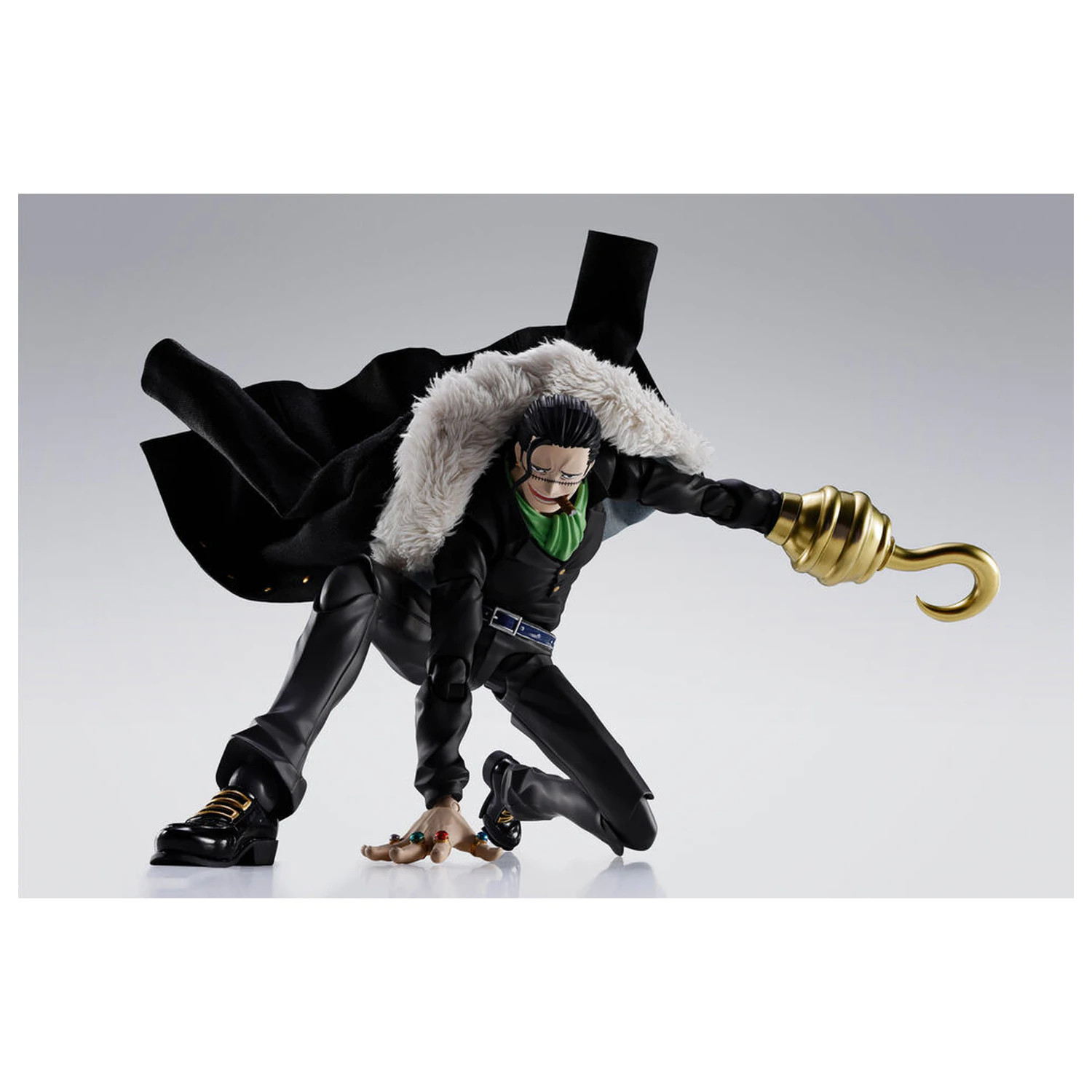 One Piece Sir Crocodile Marineford S.H. Figuarts figura 18 cm fotografija izdelka