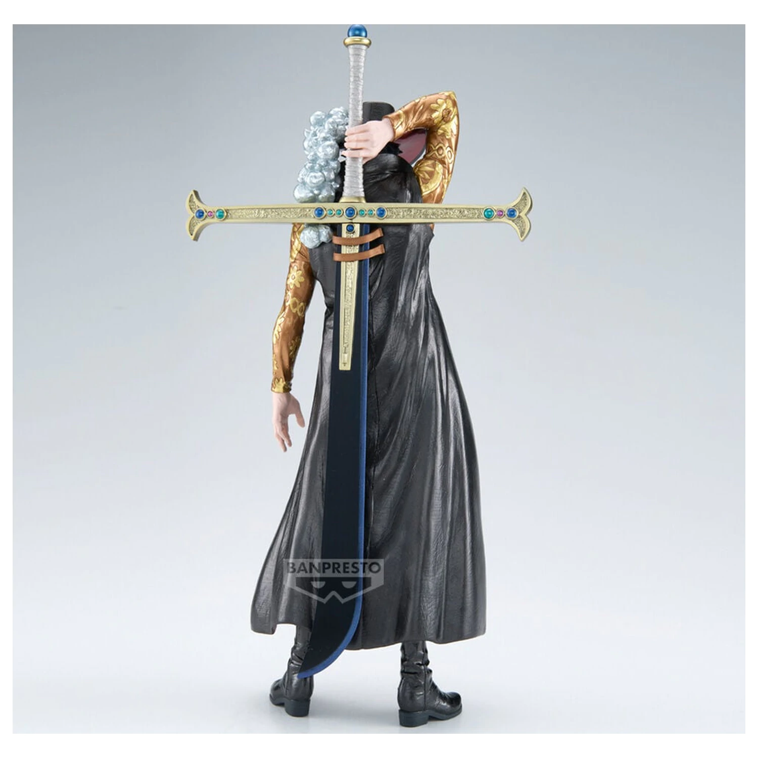 One Piece The Anime Dracule Mihawk figura 34 cm fotografija izdelka
