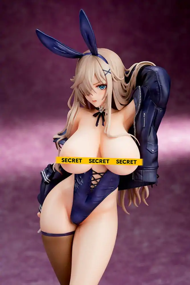 Original Character PVC Kip 1/7 Bad Bunny Illustration by Mataro 27 cm fotografija izdelka