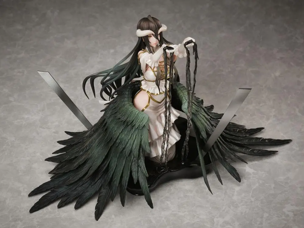 Overlord PVC Kip 1/7 Albedo White Dress Ver. 17 cm fotografija izdelka