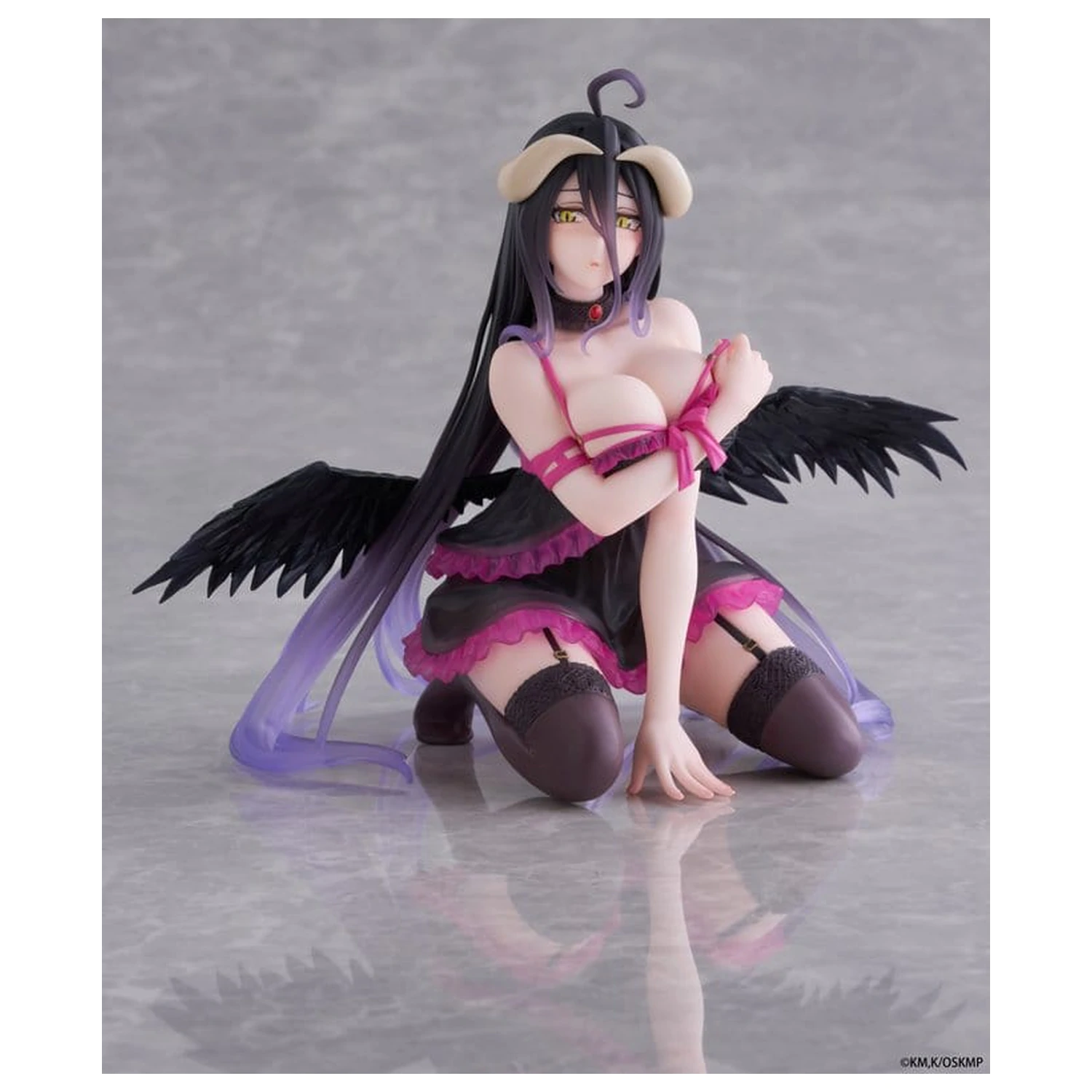 Overlord Namizna Ljubka PVC figura Albedo (različica s negližejem) 13 cm fotografija izdelka