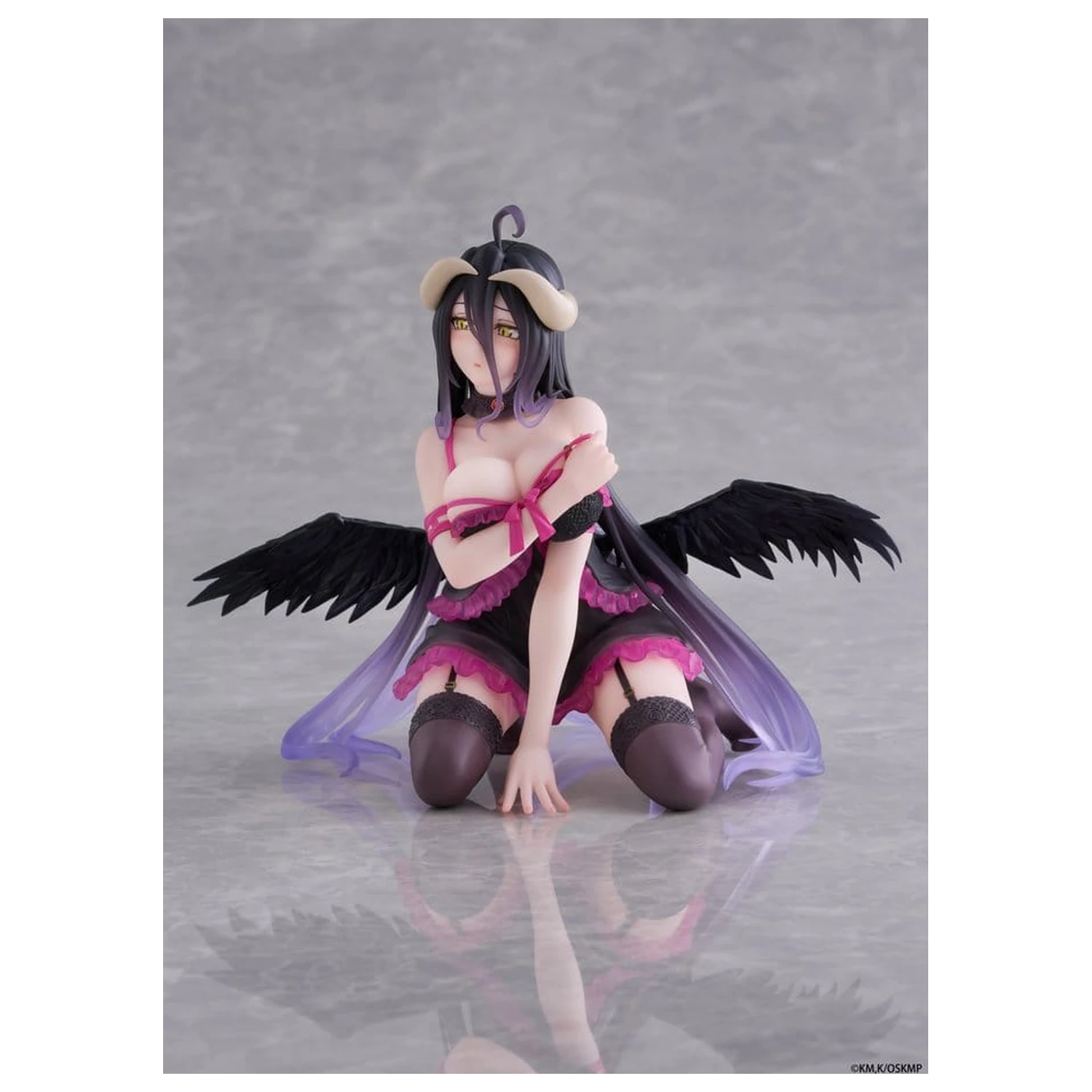 Overlord Namizna Ljubka PVC figura Albedo (različica s negližejem) 13 cm fotografija izdelka