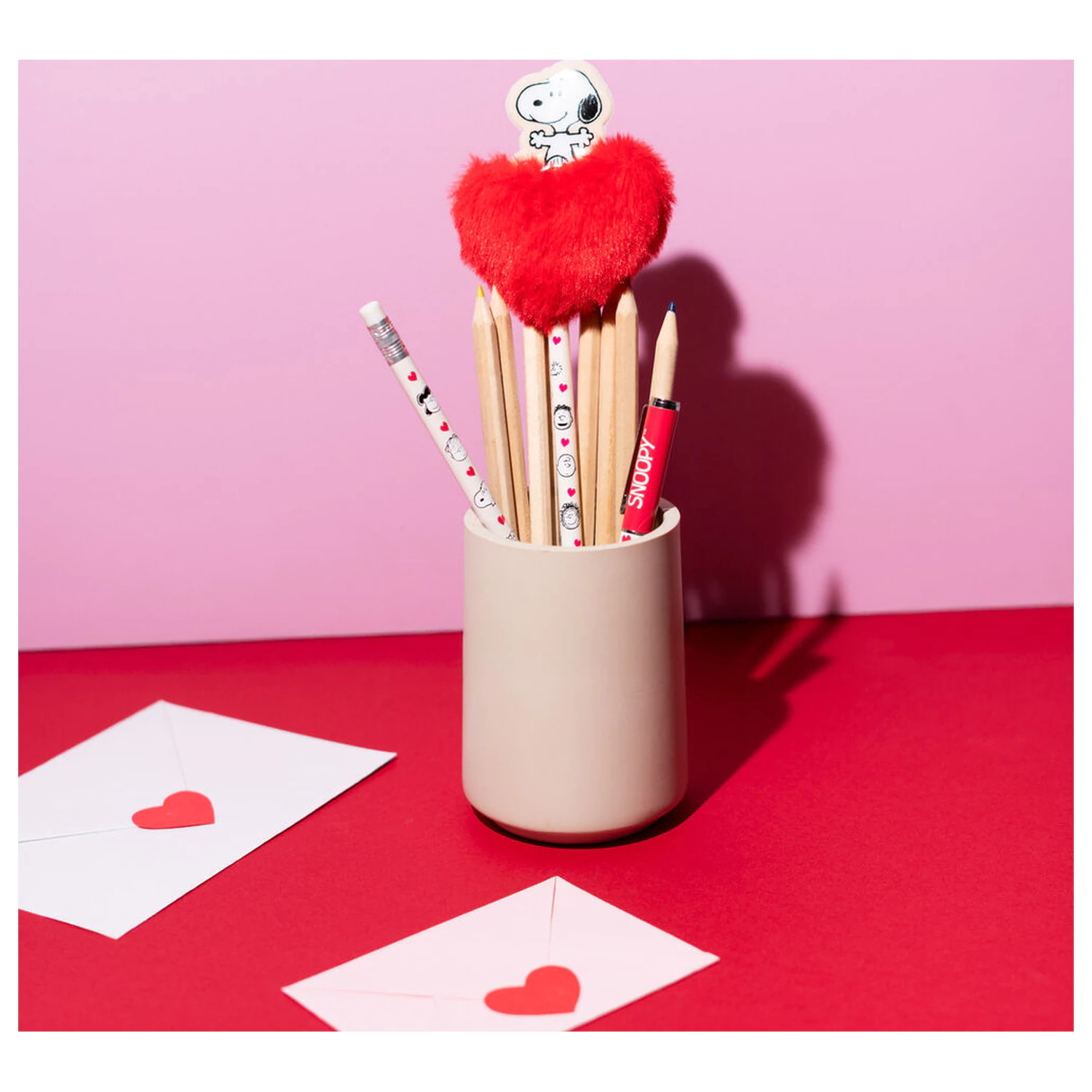 Peanuts Snoopy Pompon pisalo fotografija izdelka