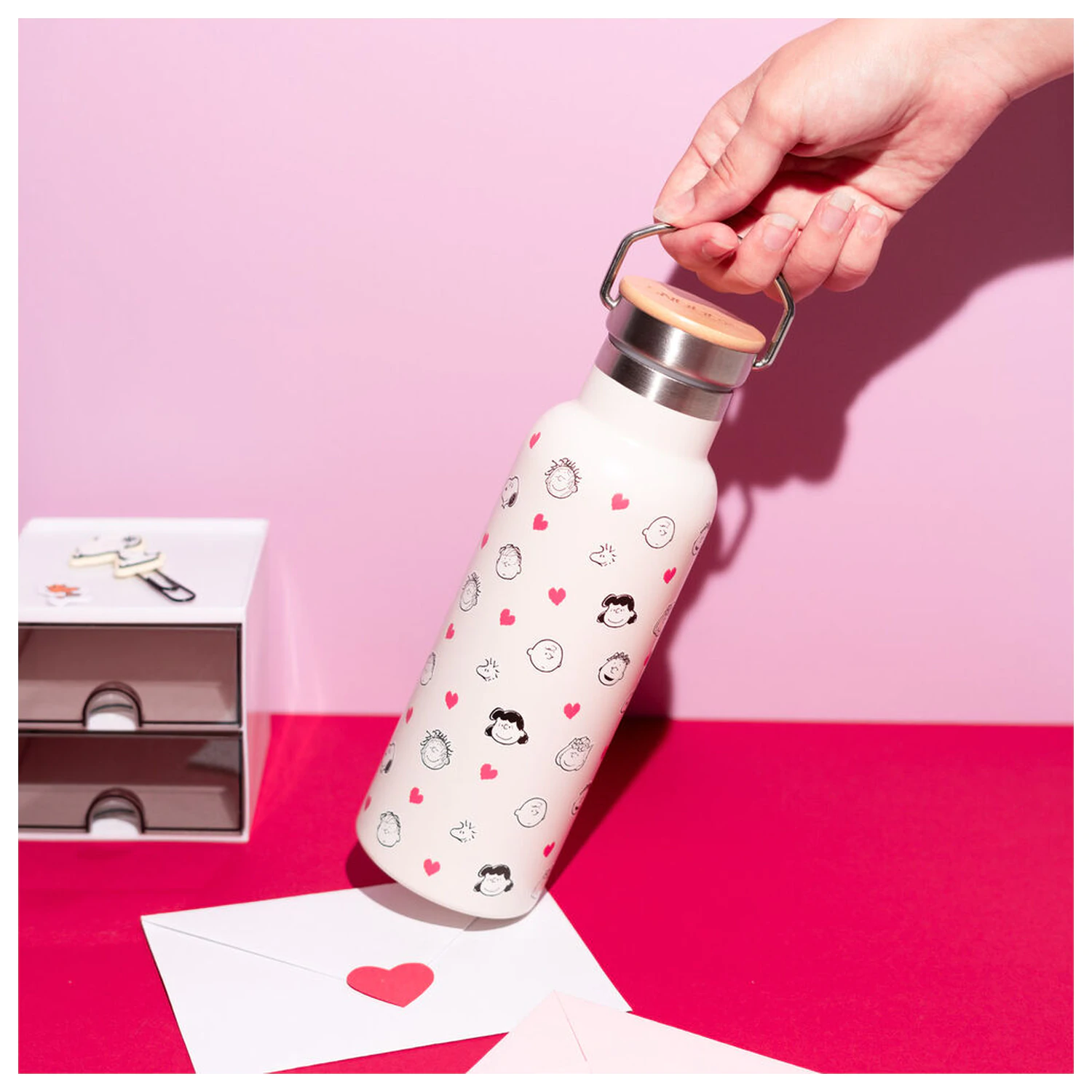 Peanuts Snoopy steklenica iz nerjavečega jekla 500 ml fotografija izdelka