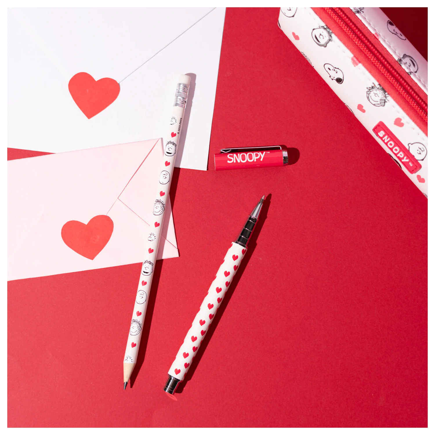 Peanuts Snoopy Peresnica + kemični svinčnik in svinčnik fotografija izdelka