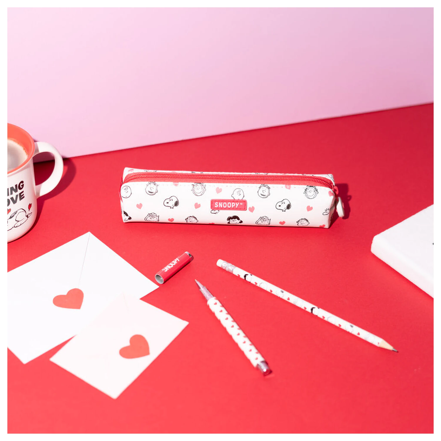 Peanuts Snoopy Peresnica + kemični svinčnik in svinčnik fotografija izdelka