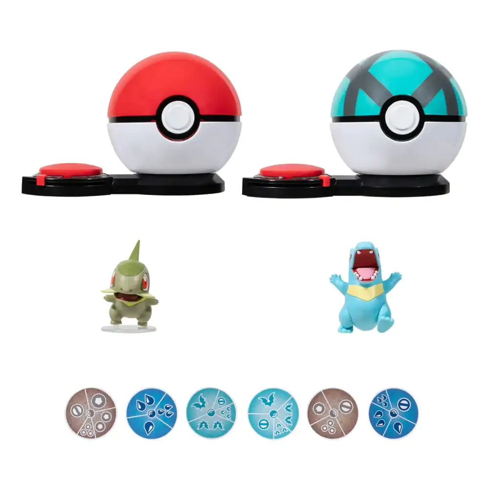 Pokémon Surprise Attack igra Axew & Poké Ball proti Totodile & Mreža Ball fotografija izdelka