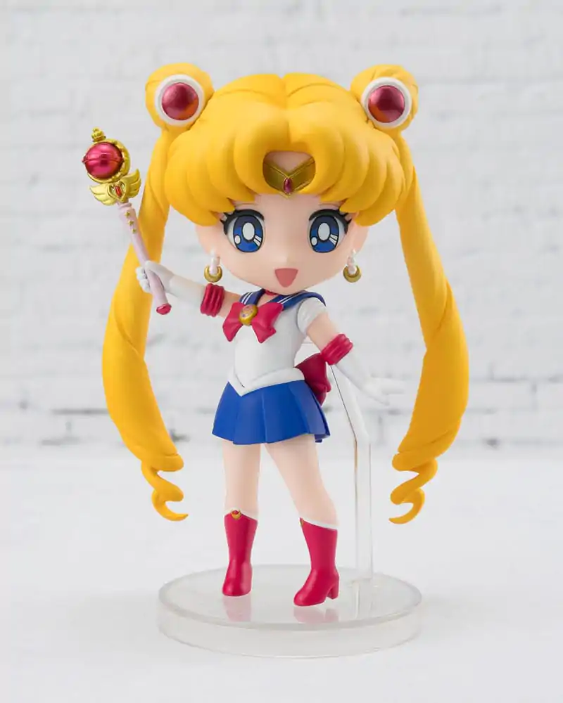 Pretty Guardian Sailor Moon R Figuarts mini akcijska figura Sailor Moon Crystal Star Compact Edition 9 cm fotografija izdelka