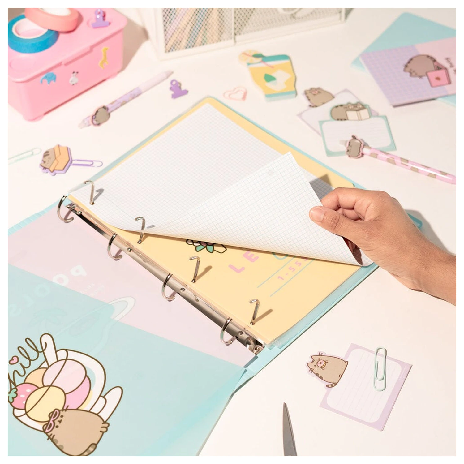Pusheen registrator s 4 obroči fotografija izdelka