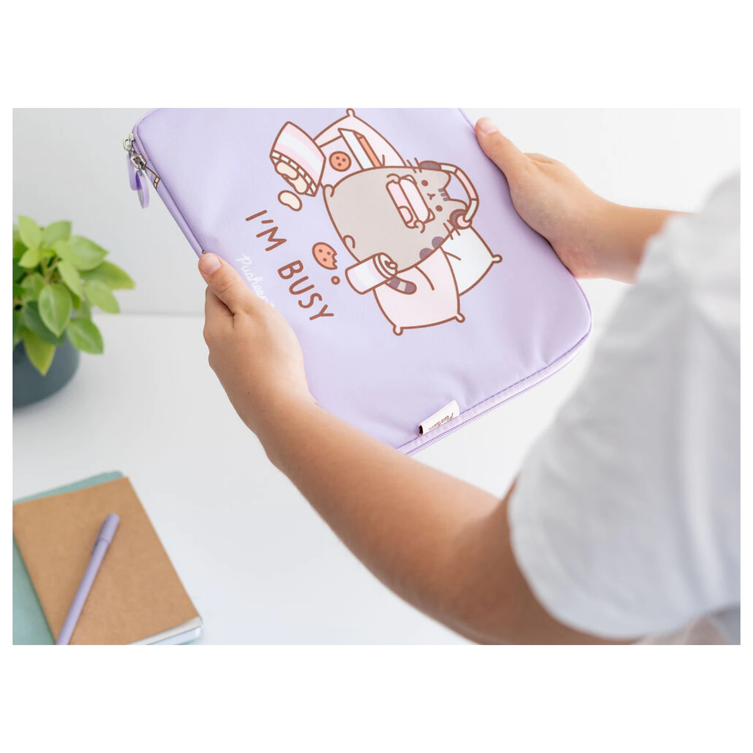 Pusheen Moments etui za tablico fotografija izdelka