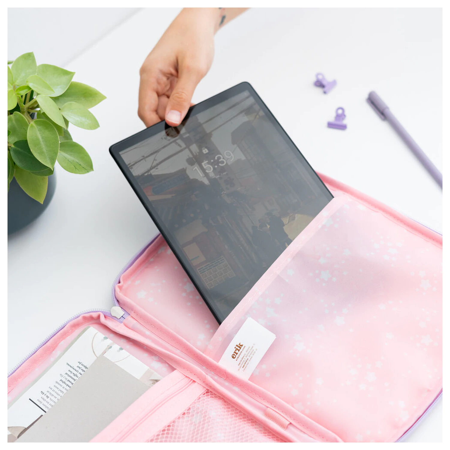 Pusheen Moments etui za tablico fotografija izdelka