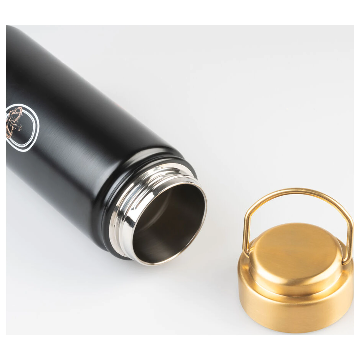 Queen steklenica iz nerjavečega jekla 500 ml fotografija izdelka