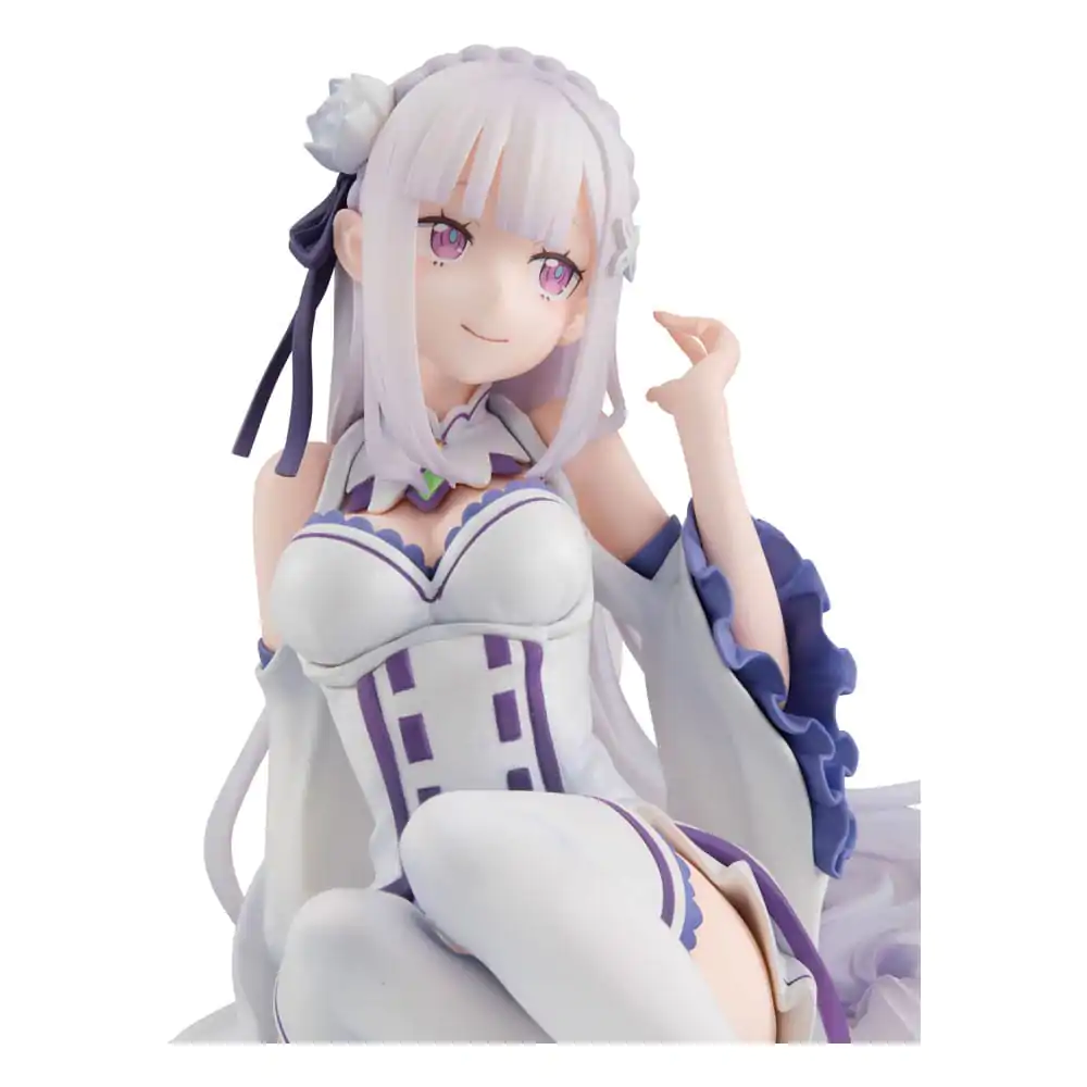 Re:ZERO Starting Life in Another World Melty Princess PVC kip Emilia velikosti dlani 9 cm fotografija izdelka