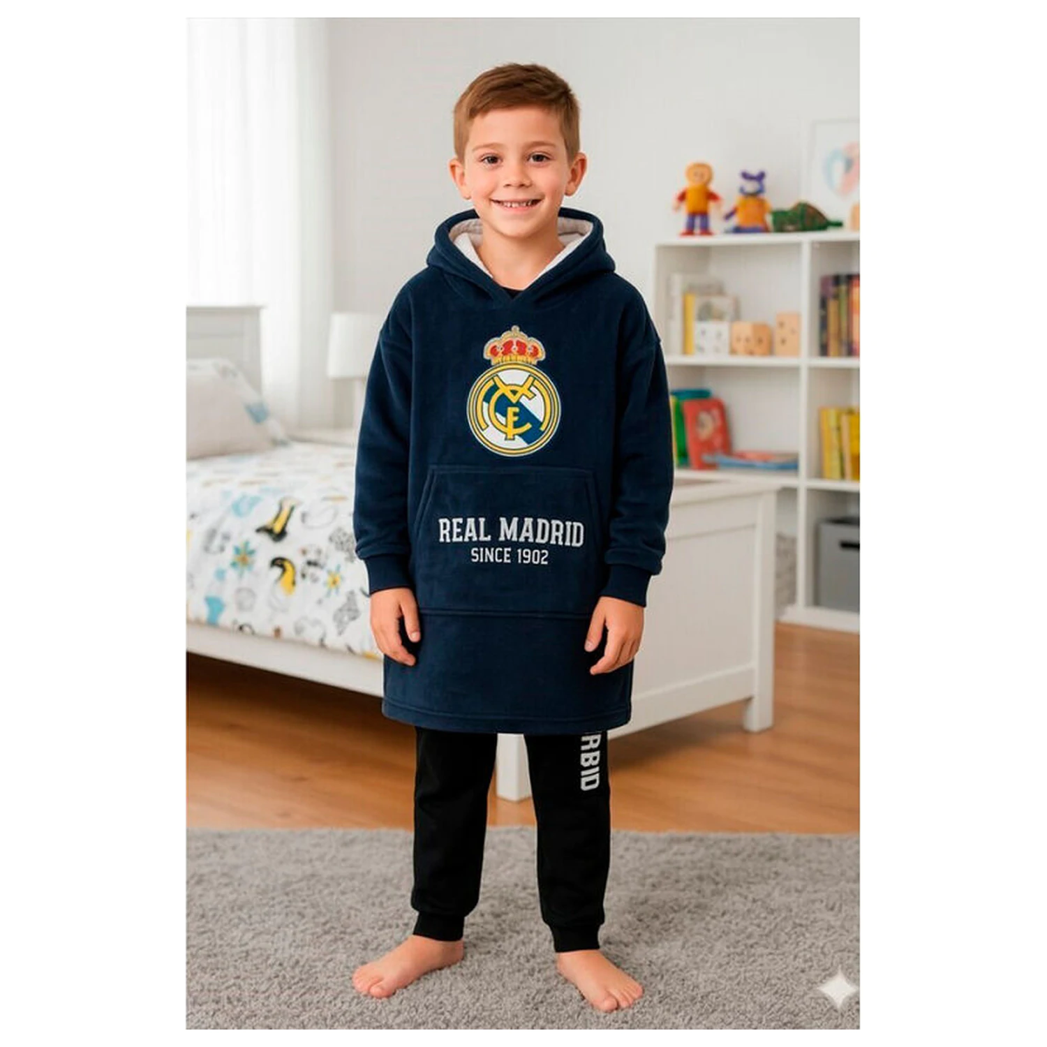 Real Madrid oversize jopič s kapuco za otroke fotografija izdelka