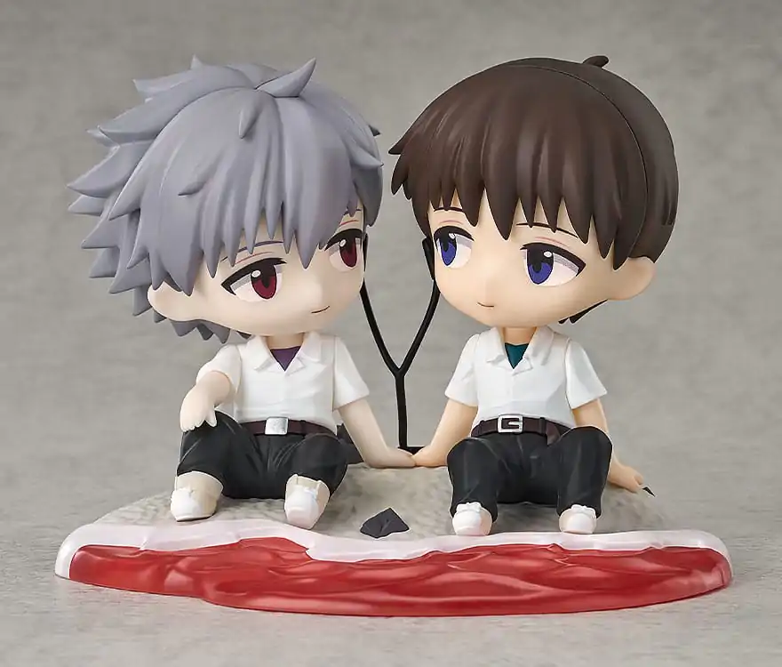 Rebuild of Evangelion Chibi figurica Shinji Ikari & Kaworu Nagisa 8 cm fotografija izdelka