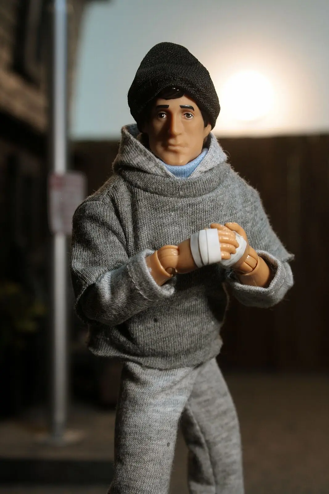 Akcijska figura Rocky New Rocky Balboa in Sweatsuit 20 cm fotografija izdelka