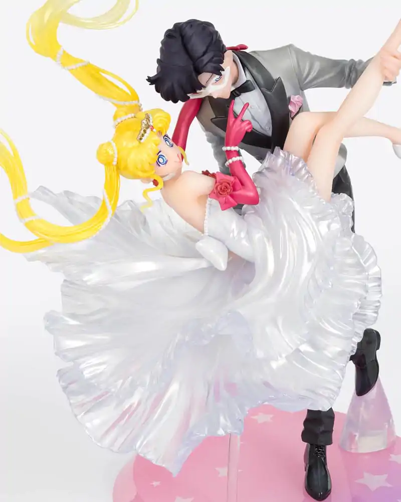 Sailor Moon FiguartsZERO Chouette PVC Kip Usagi & Tuxedo Mask Moonlight Glow Edition 24 cm fotografija izdelka