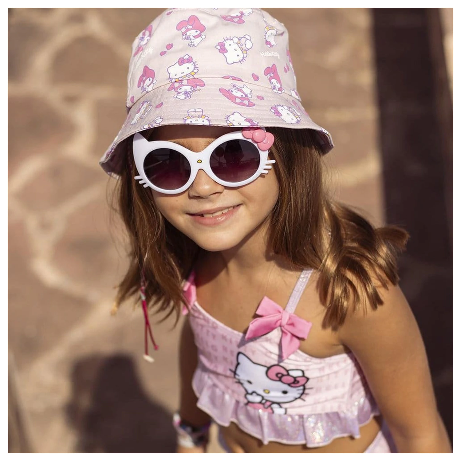 Sanrio Klobuk s klobučnim robom Hello Kitty 52 cm fotografija izdelka