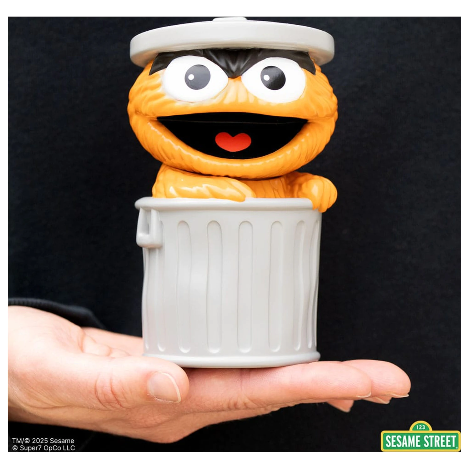 Sesame Street ZABAVA! ZABAVA! Vinilna figura Oscar the Grouch (oranžna) 13 cm fotografija izdelka