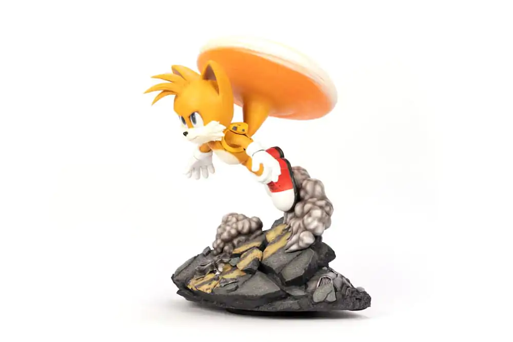 Sonic the Hedgehog 2 Statue Tails Standoff 32 cm Kip fotografija izdelka