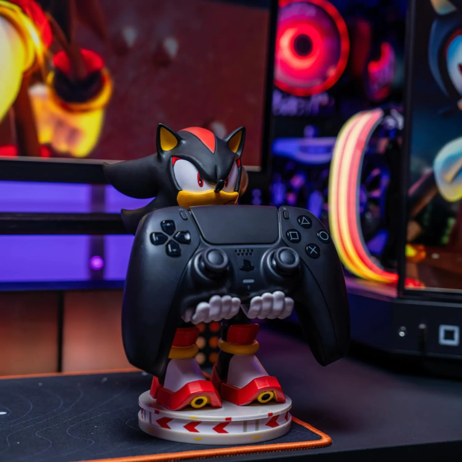 Sonic The Hedgehog Shadow pritrdilni nosilec Cable guy 20 cm fotografija izdelka