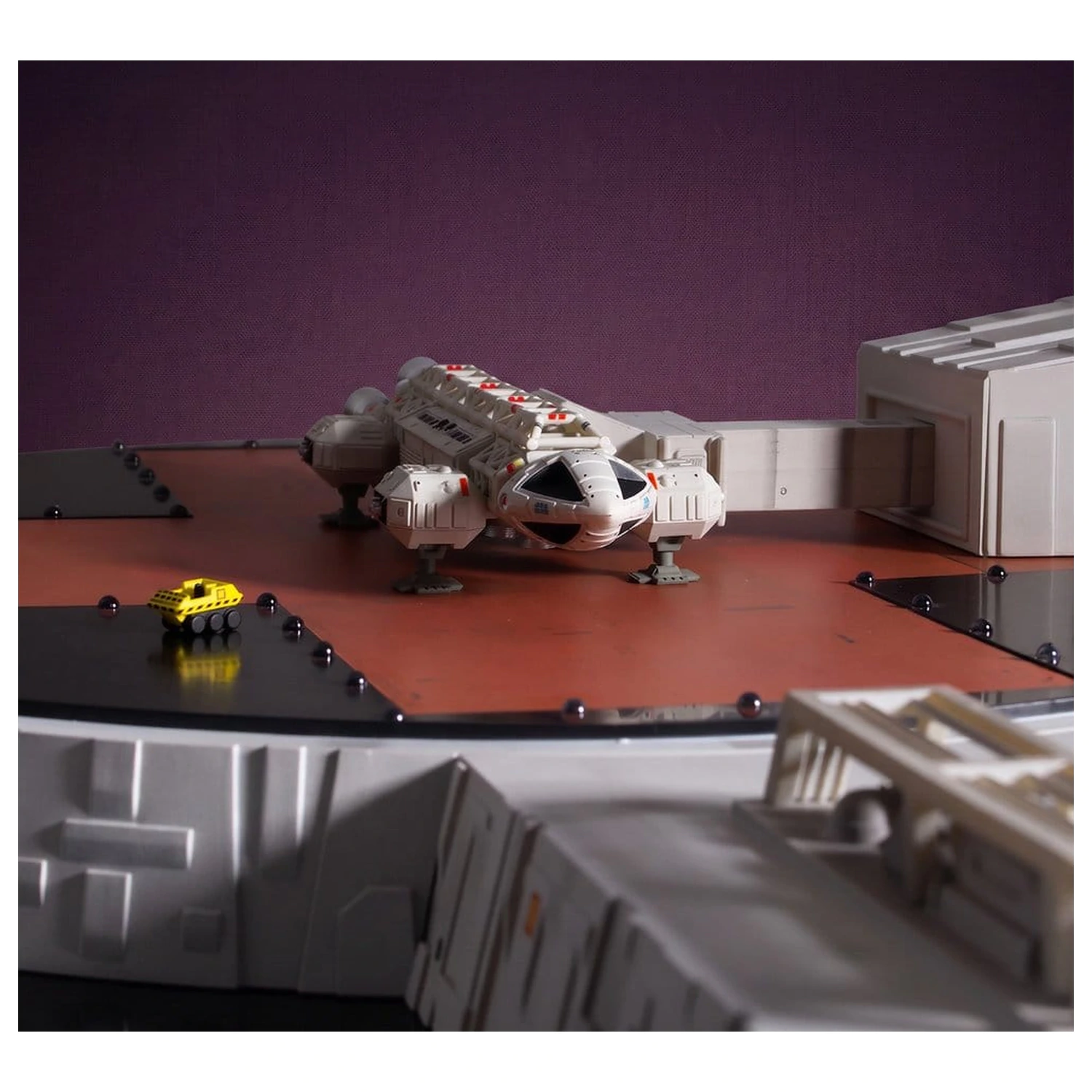 Space 1999 Komplet za igranje Pahljačica za pristanek (z Eagle Transporterjem) 46 cm fotografija izdelka