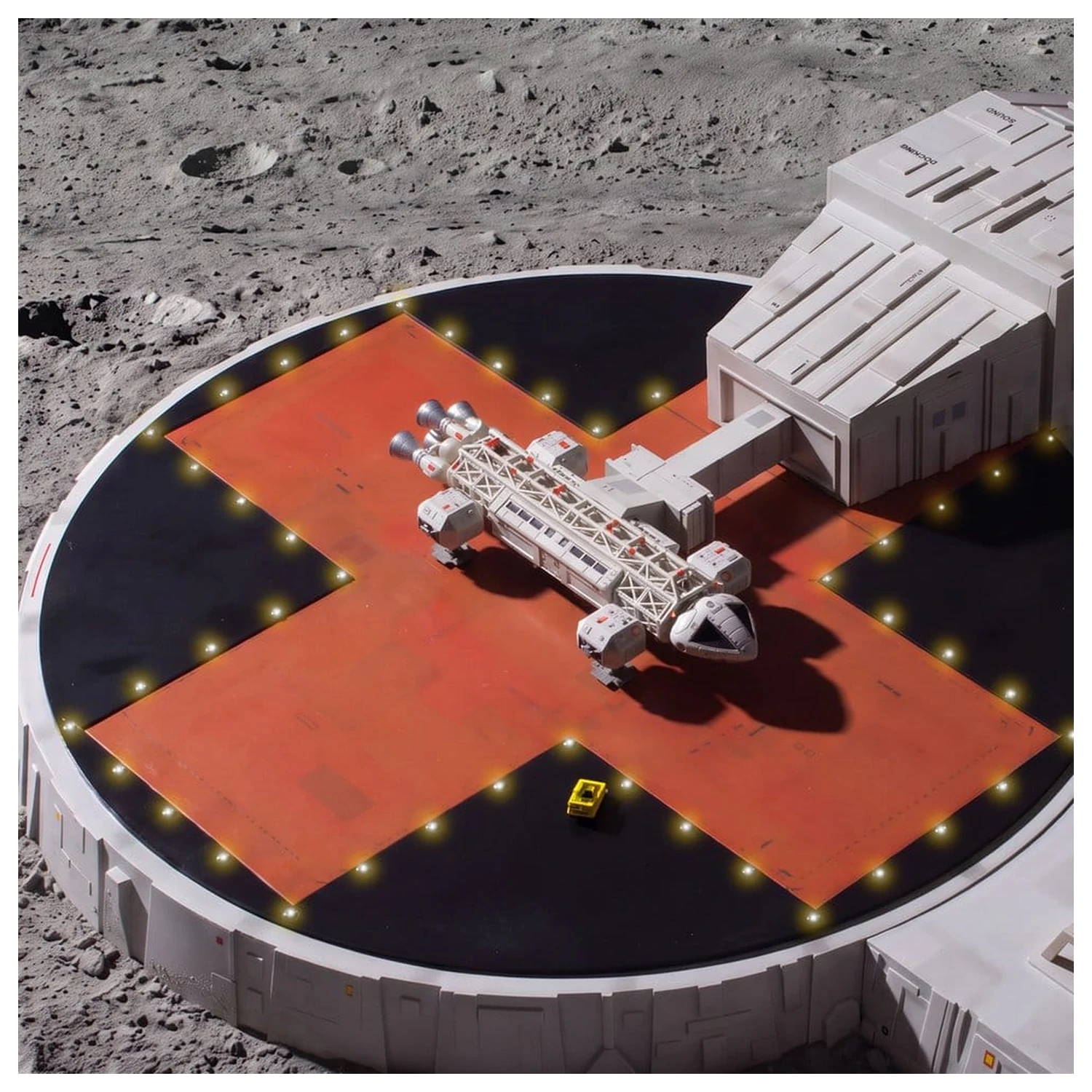 Space 1999 Komplet za igranje Pahljačica za pristanek (z Eagle Transporterjem) 46 cm fotografija izdelka
