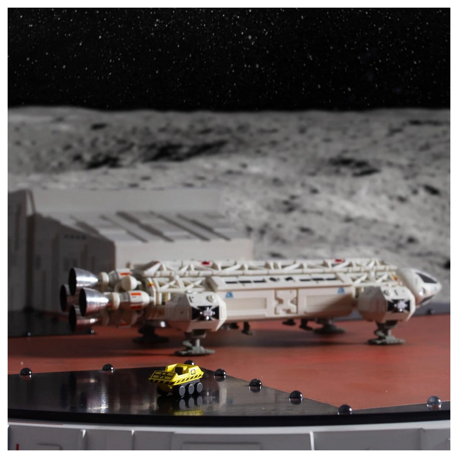 Space 1999 Komplet za igranje Pahljačica za pristanek (z Eagle Transporterjem) 46 cm fotografija izdelka