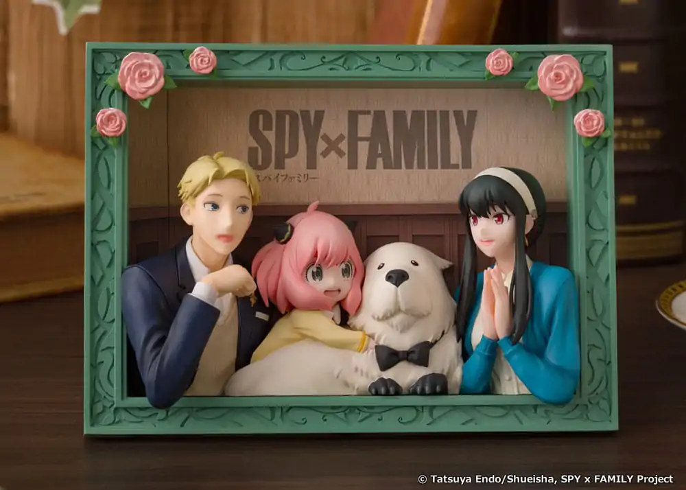 Spy x Family PVC Kip The Forgers 13 cm fotografija izdelka