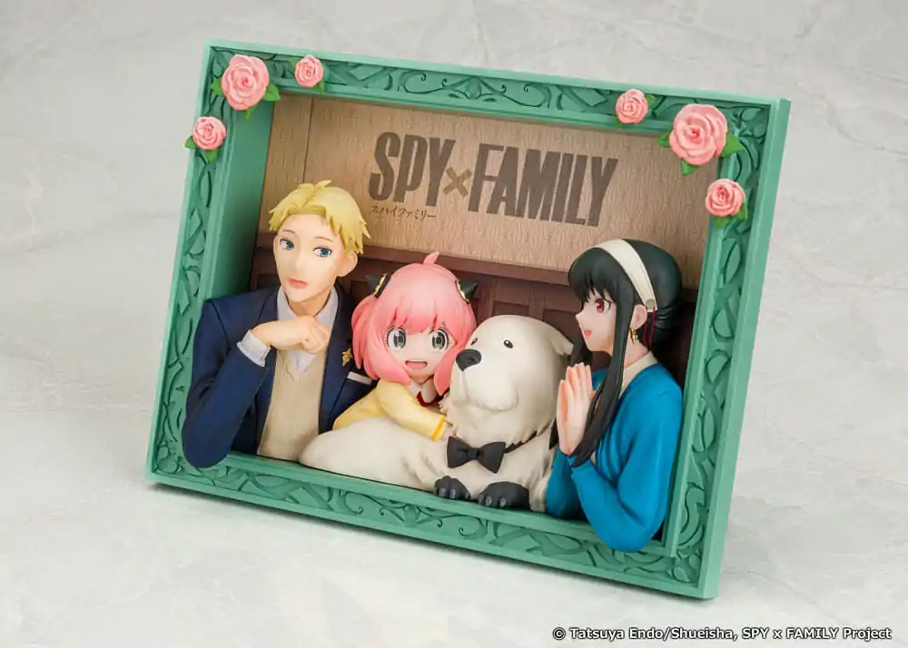 Spy x Family PVC Kip The Forgers 13 cm fotografija izdelka