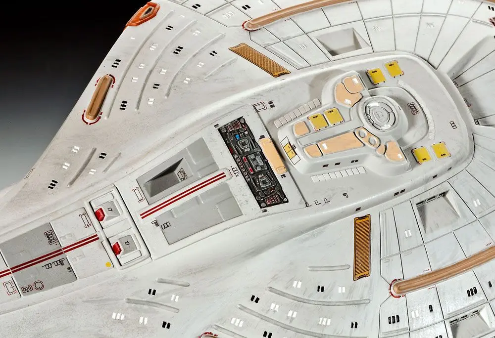 Star Trek Komplet modela 1/670 U.S.S. Voyager 51 cm fotografija izdelka