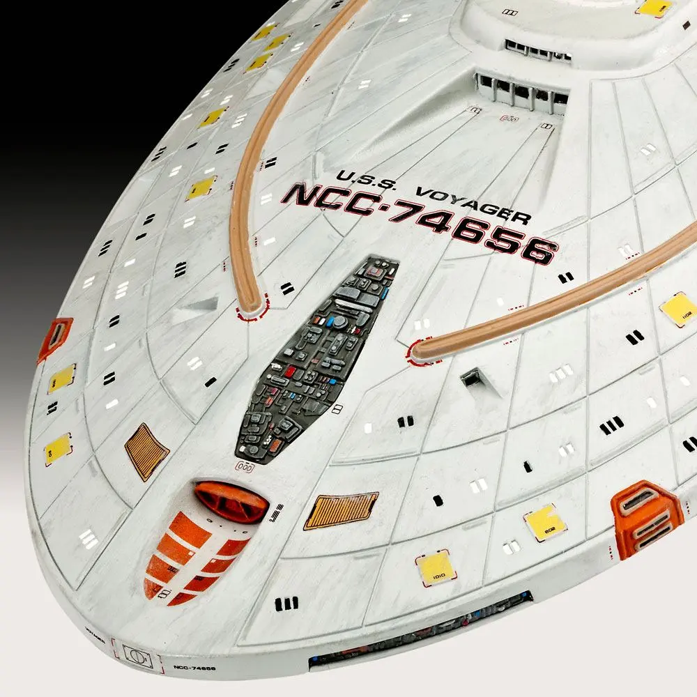 Star Trek Komplet modela 1/670 U.S.S. Voyager 51 cm fotografija izdelka