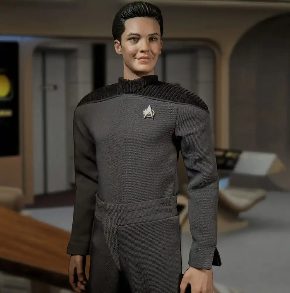 Star Trek: The Next Generation akcijska figura 1/6 Wesley Crusher 30 cm fotografija izdelka