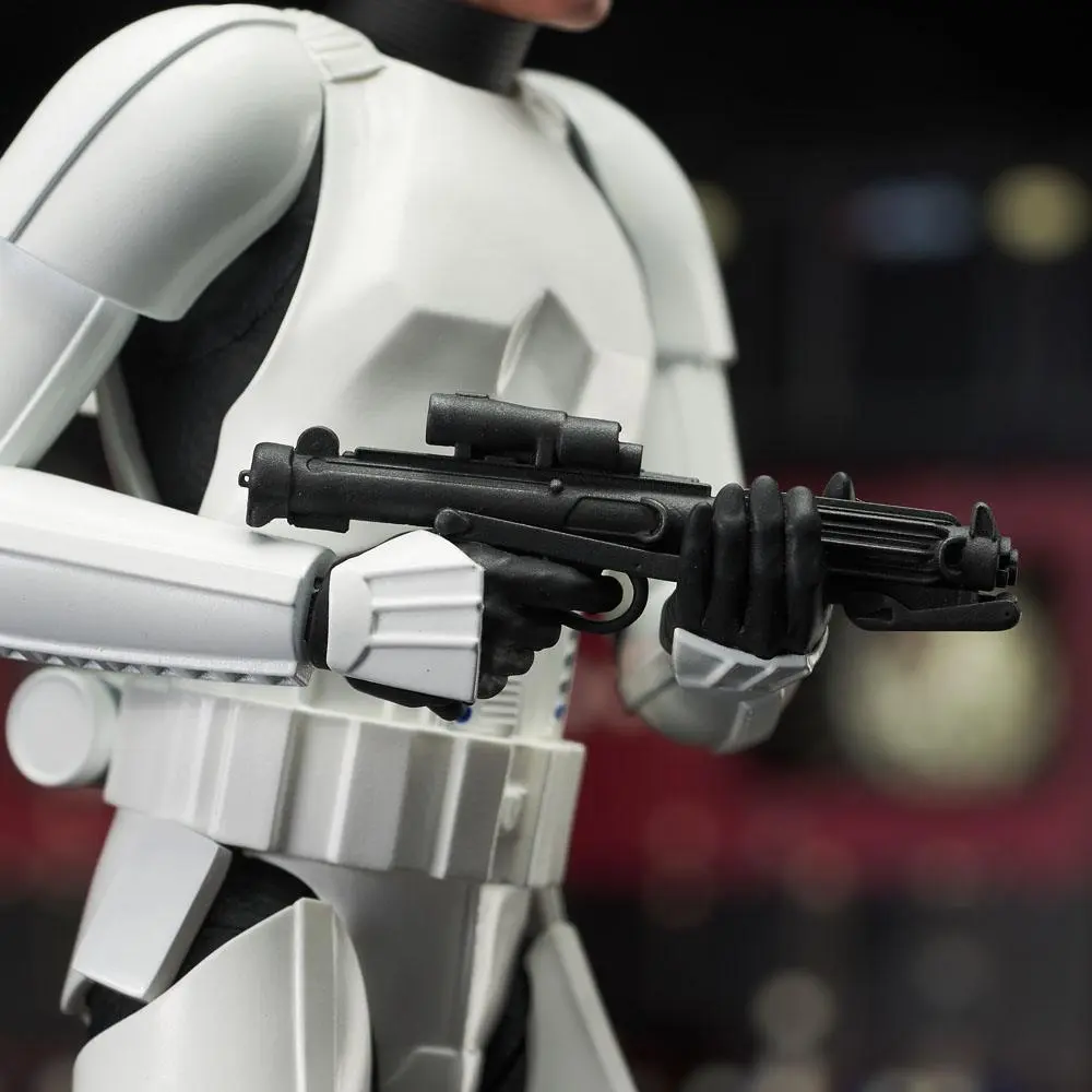 Star Wars Episode IV Milestones Kip 1/6 Han Solo (Stormtrooper Disguise) 40th Anniversary Exclusive 30 cm fotografija izdelka