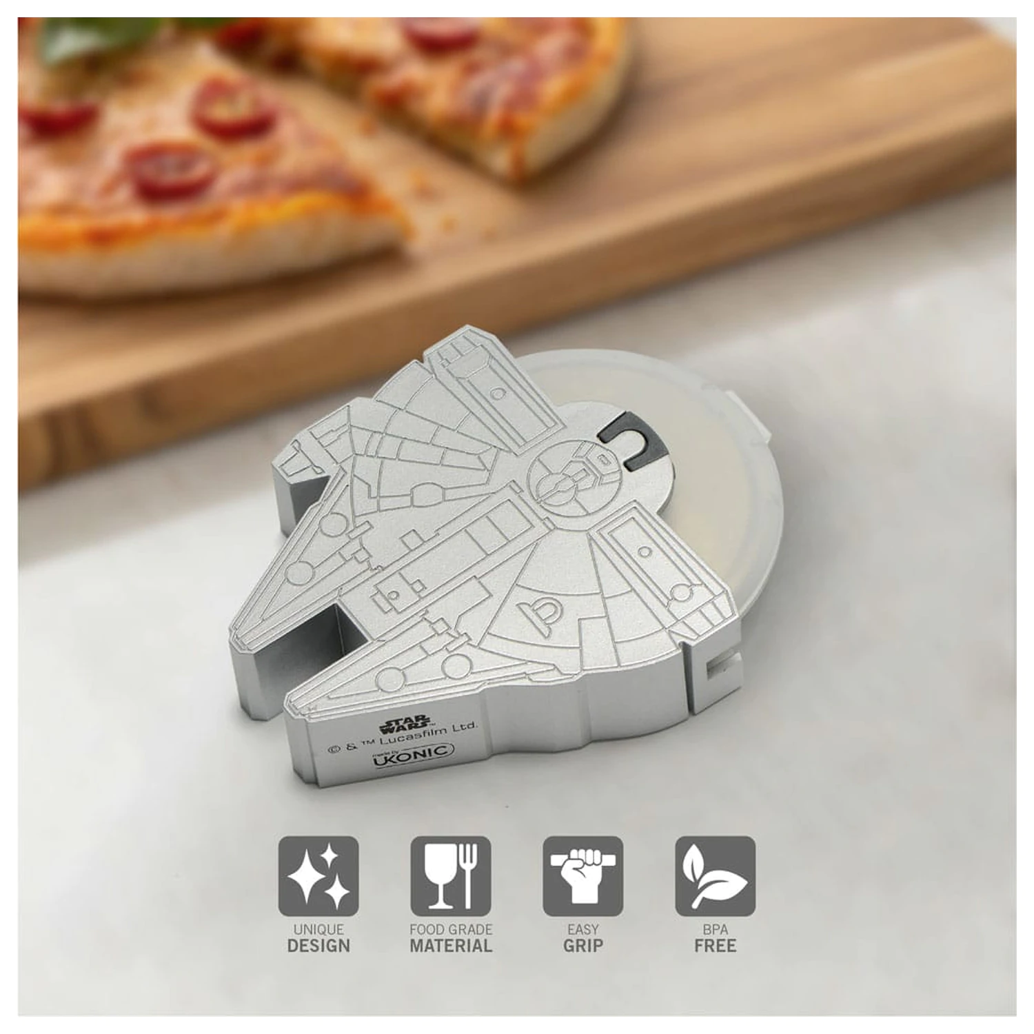 Star Wars Pizza rezalnik Millennium Falcon fotografija izdelka