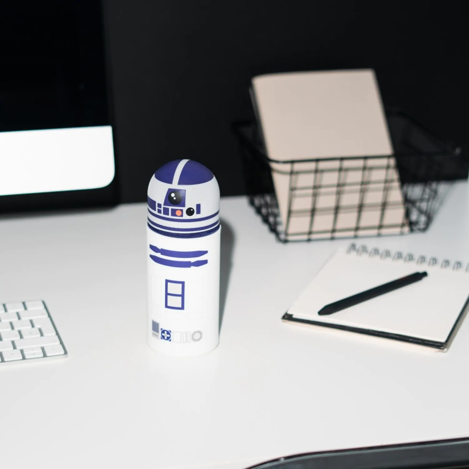 Star Wars R2-D2 3D peresnica fotografija izdelka