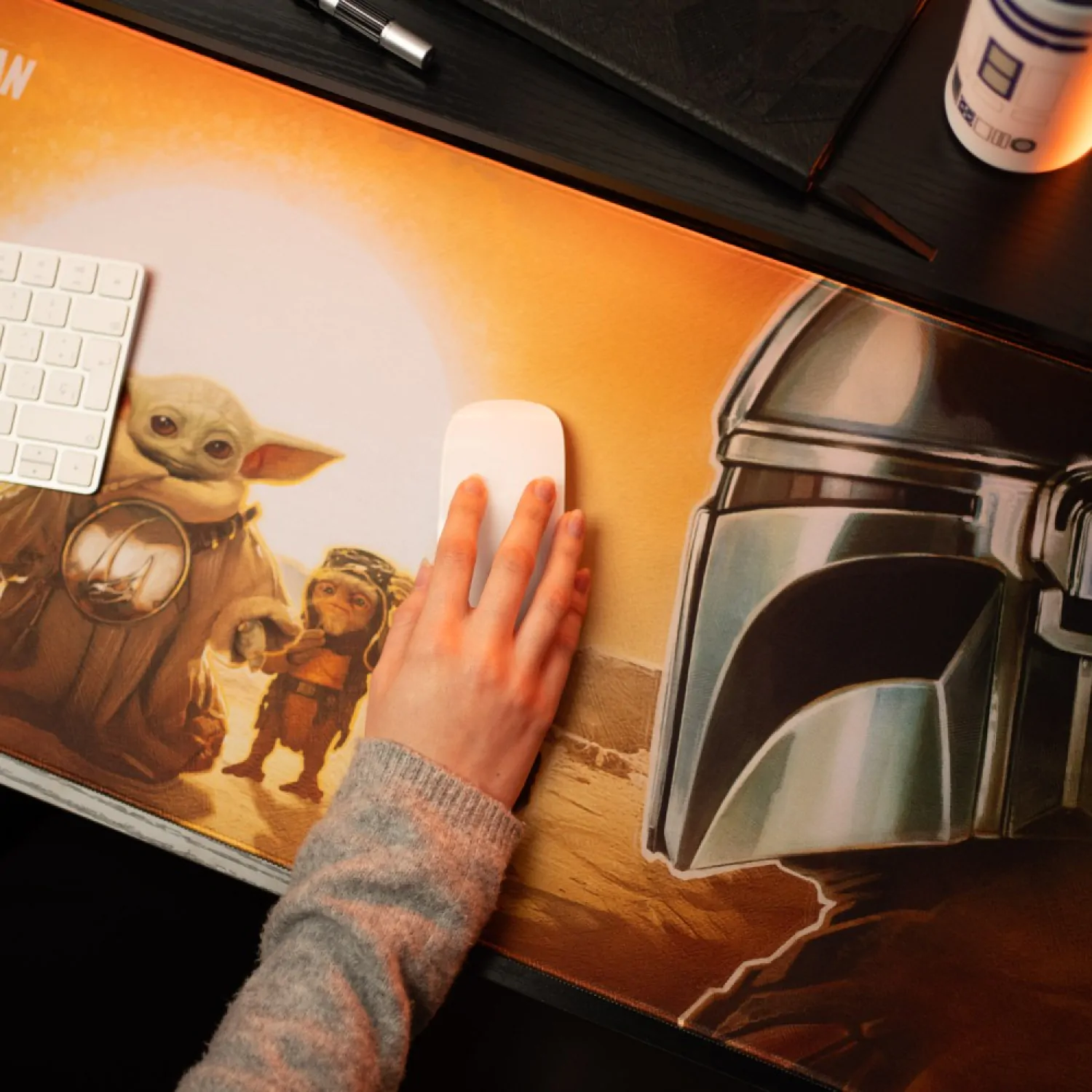 Star Wars: The Mandalorian and Grogu XL podloga za miško 80 x 35 cm fotografija izdelka