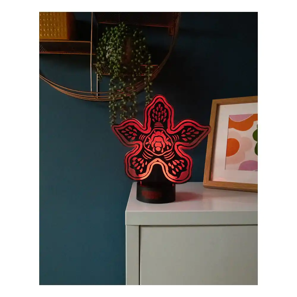 Stranger Things lasersko gravirana svetloba Demogorgan fotografija izdelka