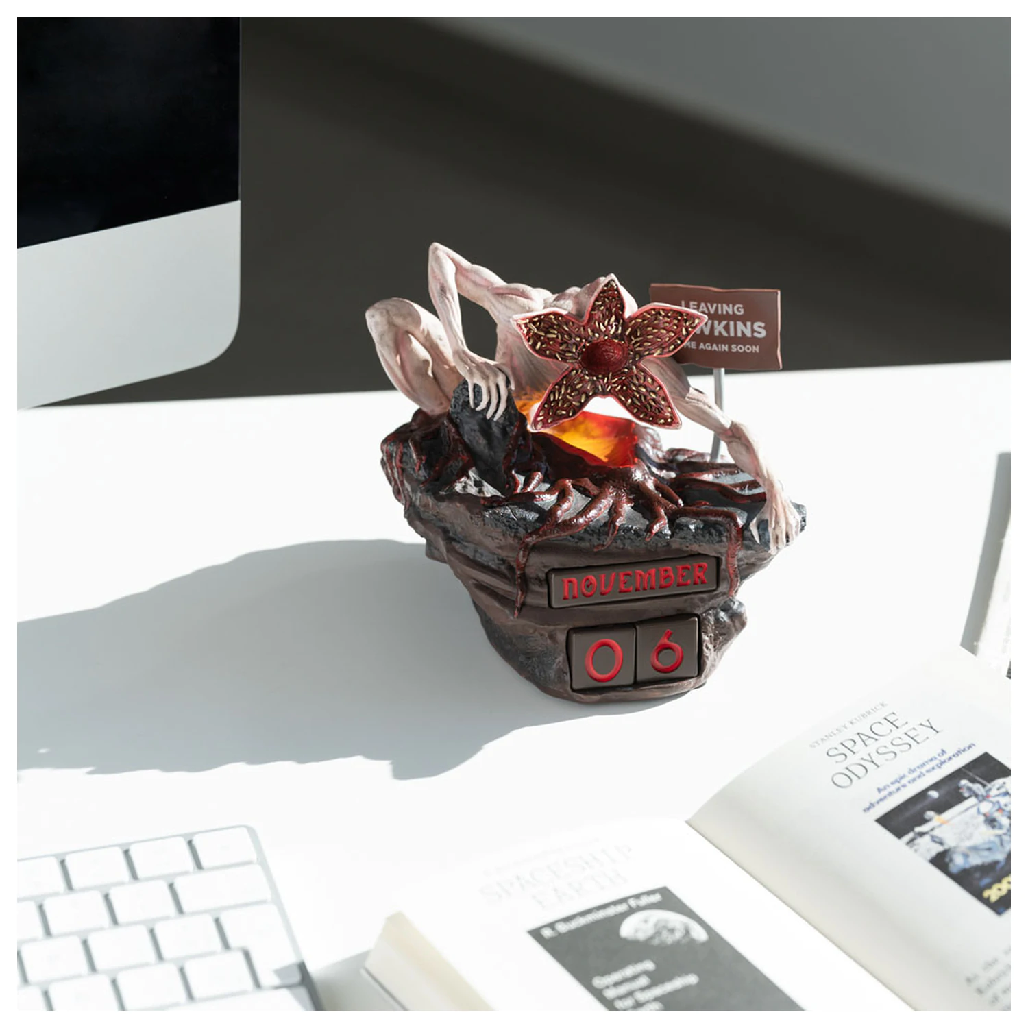 Stranger Things Demogorgon 3D perpetual koledar fotografija izdelka