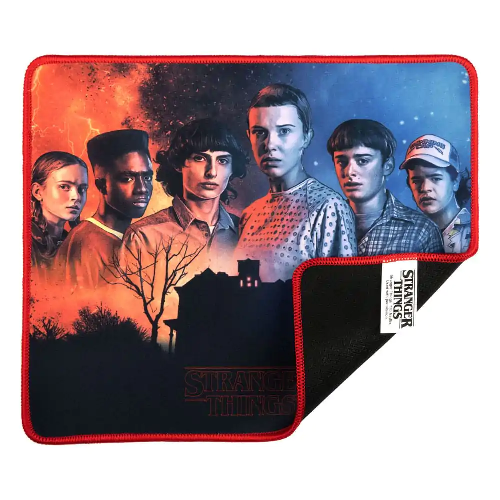 Stranger Things podloga za miško Najboljši prijatelji 27 x 32 cm fotografija izdelka