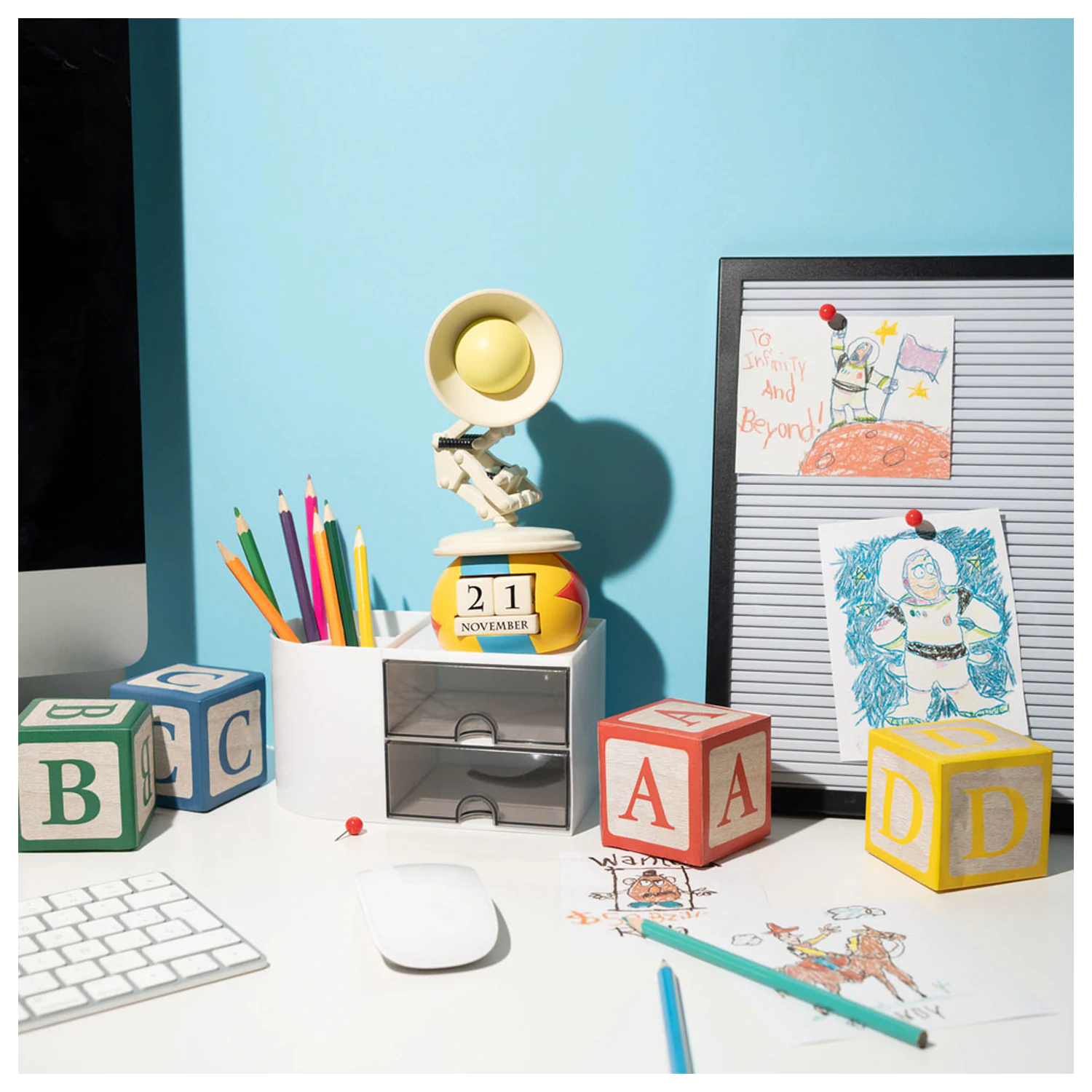 Stranger Things 3D večni koledar Luxo Jr. fotografija izdelka